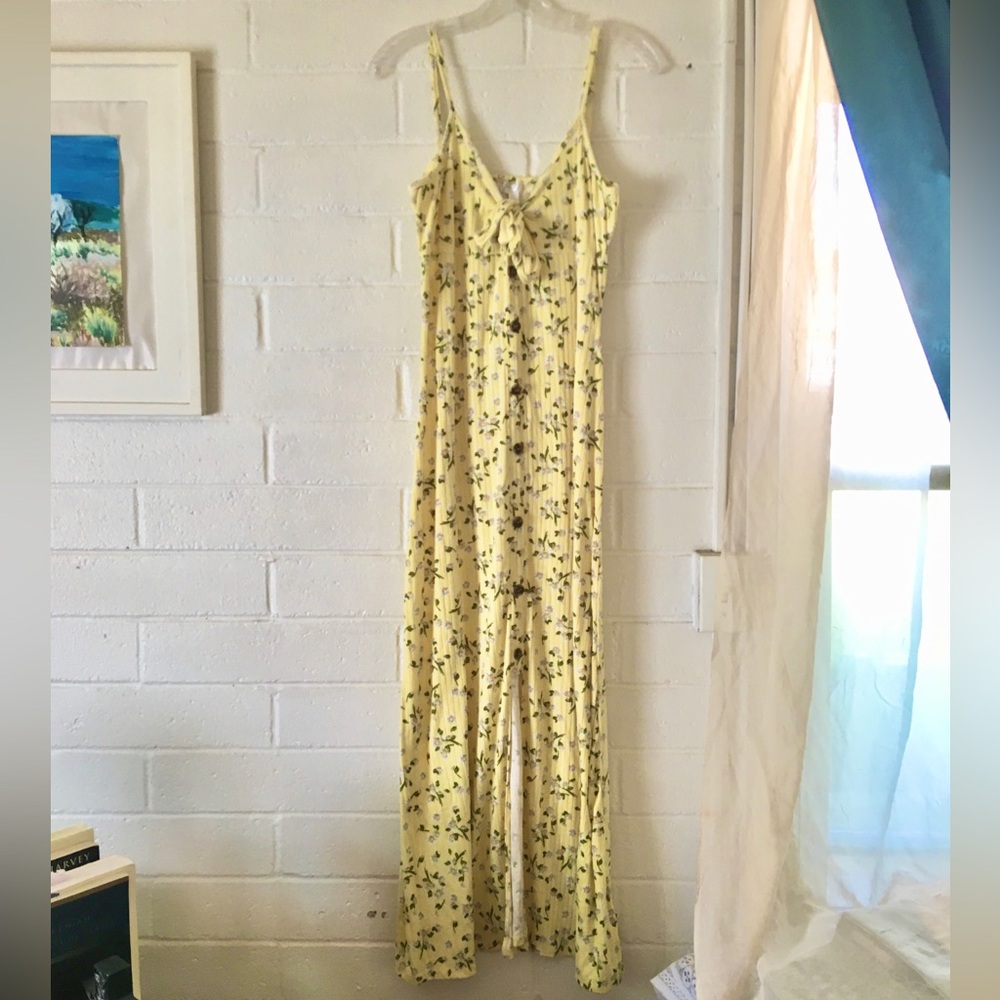 Maxi Long Floral Yellow Sundress  🌻🌞🌼 - Picture 2 of 16